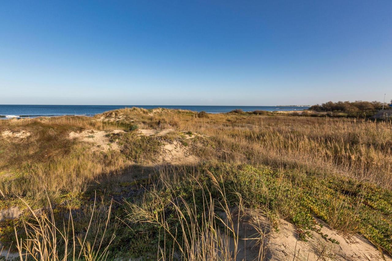 Villetta Spiaggia Bella By Barbarhouse Torre Rinalda Bagian luar foto